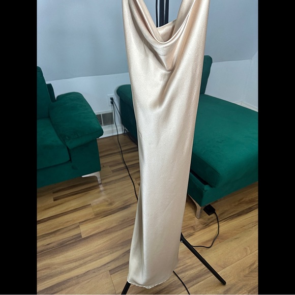 NWOT Show Me Your Mumu Verona Midi Cowl Dress - Picture 11 of 12